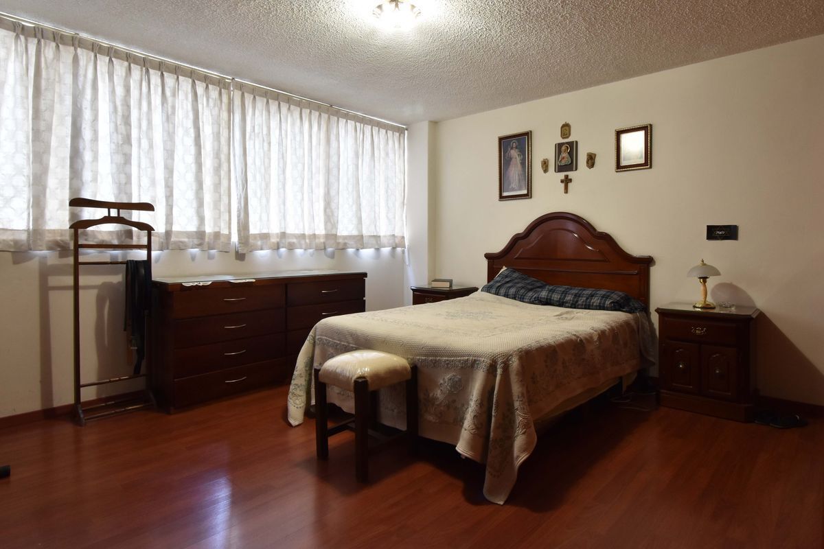 10Departamento en Sánchez Azcona #1626