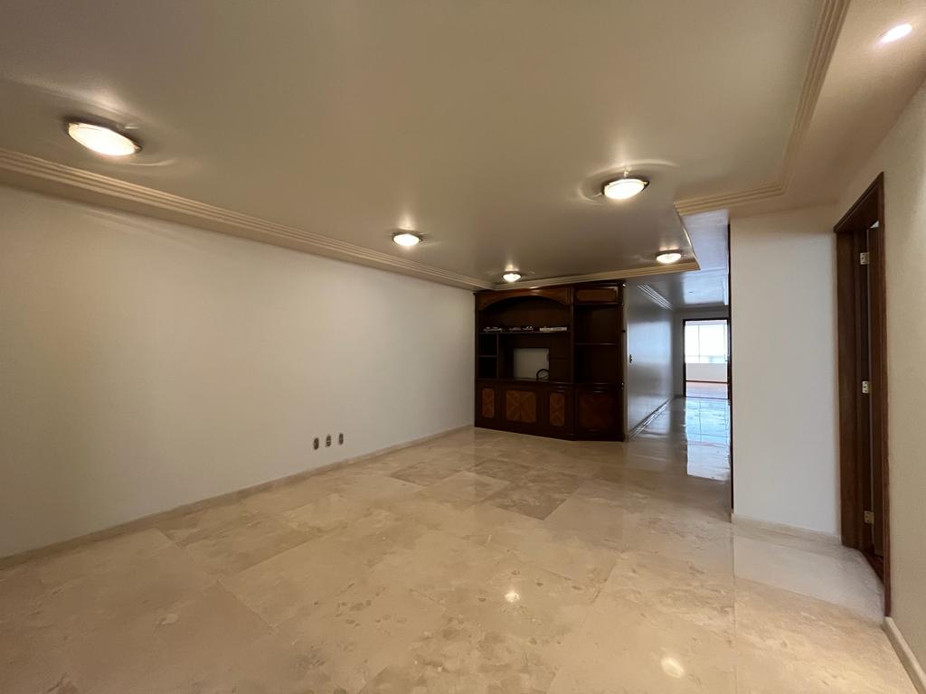15DEPARTAMENTO DE LUJO EN VENTA LOMAS DE VISTA HERMOSA
