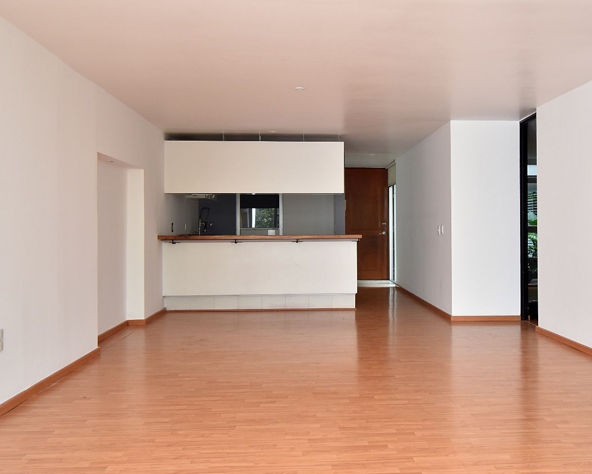1Departamento en Ejército Nacional, Granada, Miguel Hidalgo