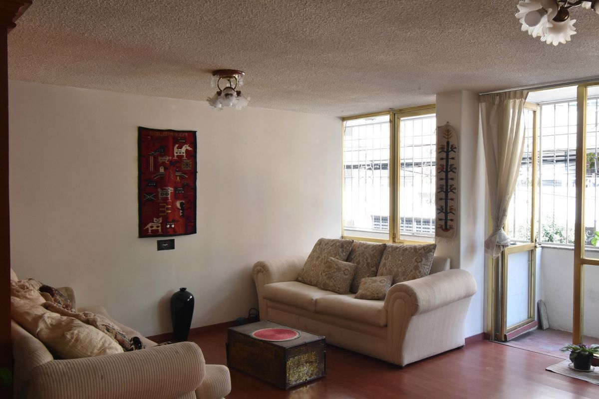 24Departamento en Sánchez Azcona #1626
