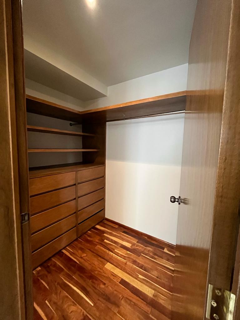 27DEPARTAMENTO DE LUJO EN VENTA LOMAS DE VISTA HERMOSA