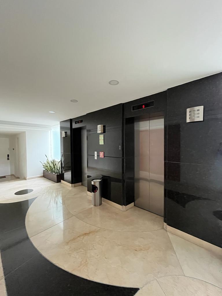 43DEPARTAMENTO DE LUJO EN VENTA LOMAS DE VISTA HERMOSA