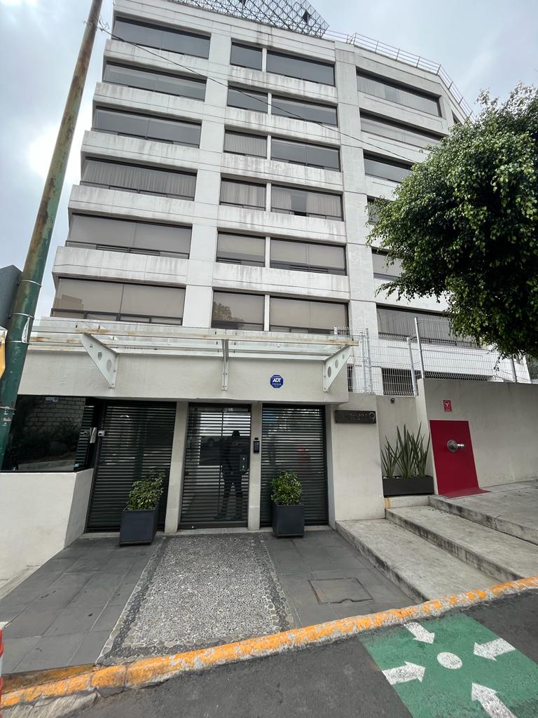 48DEPARTAMENTO DE LUJO EN VENTA LOMAS DE VISTA HERMOSA