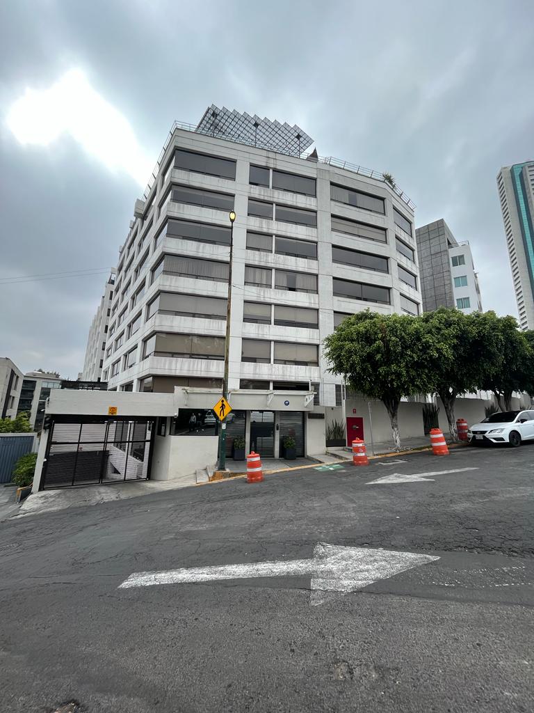 51DEPARTAMENTO DE LUJO EN VENTA LOMAS DE VISTA HERMOSA