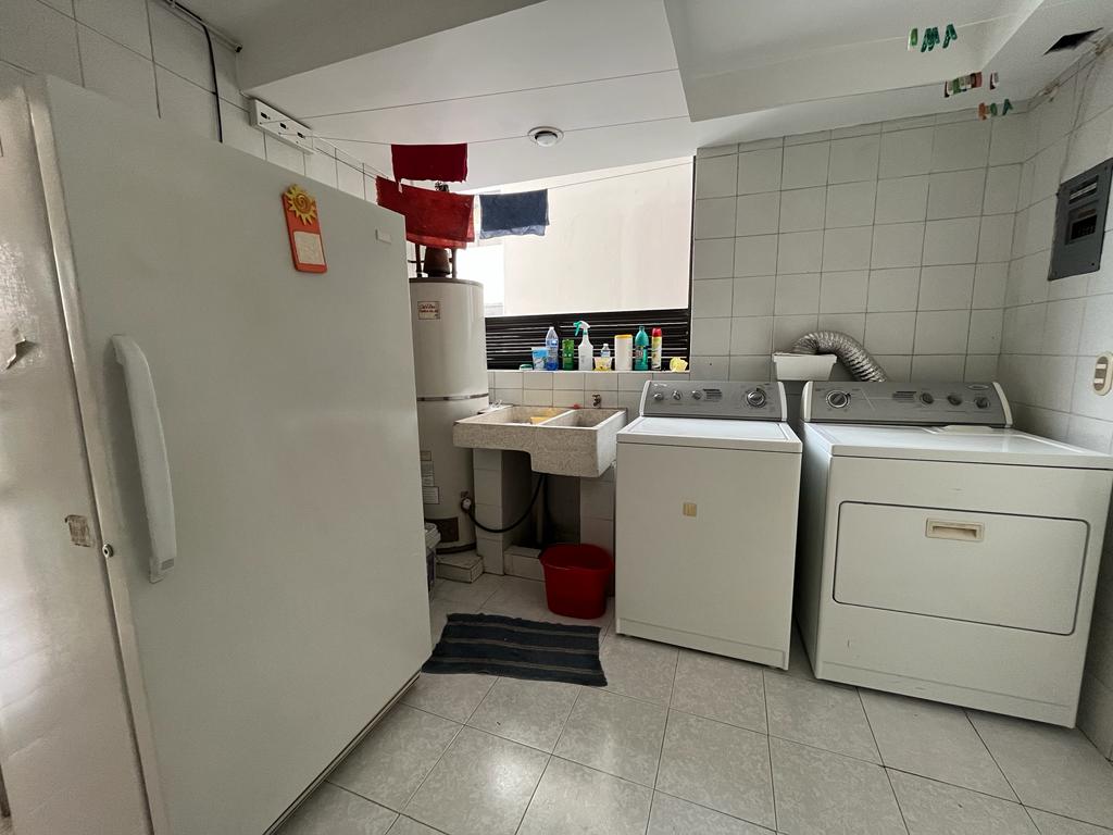 9DEPARTAMENTO DE LUJO EN VENTA LOMAS DE VISTA HERMOSA
